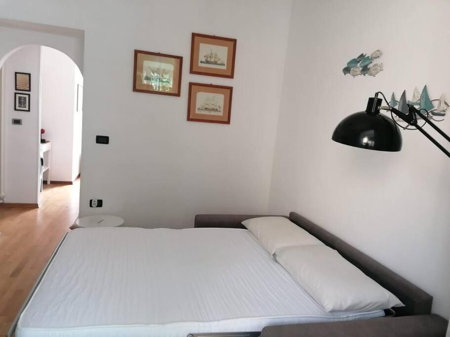 Appartamento Vista Giardino - L'Onda Blu ลาสเปเซีย ภายนอก รูปภาพ